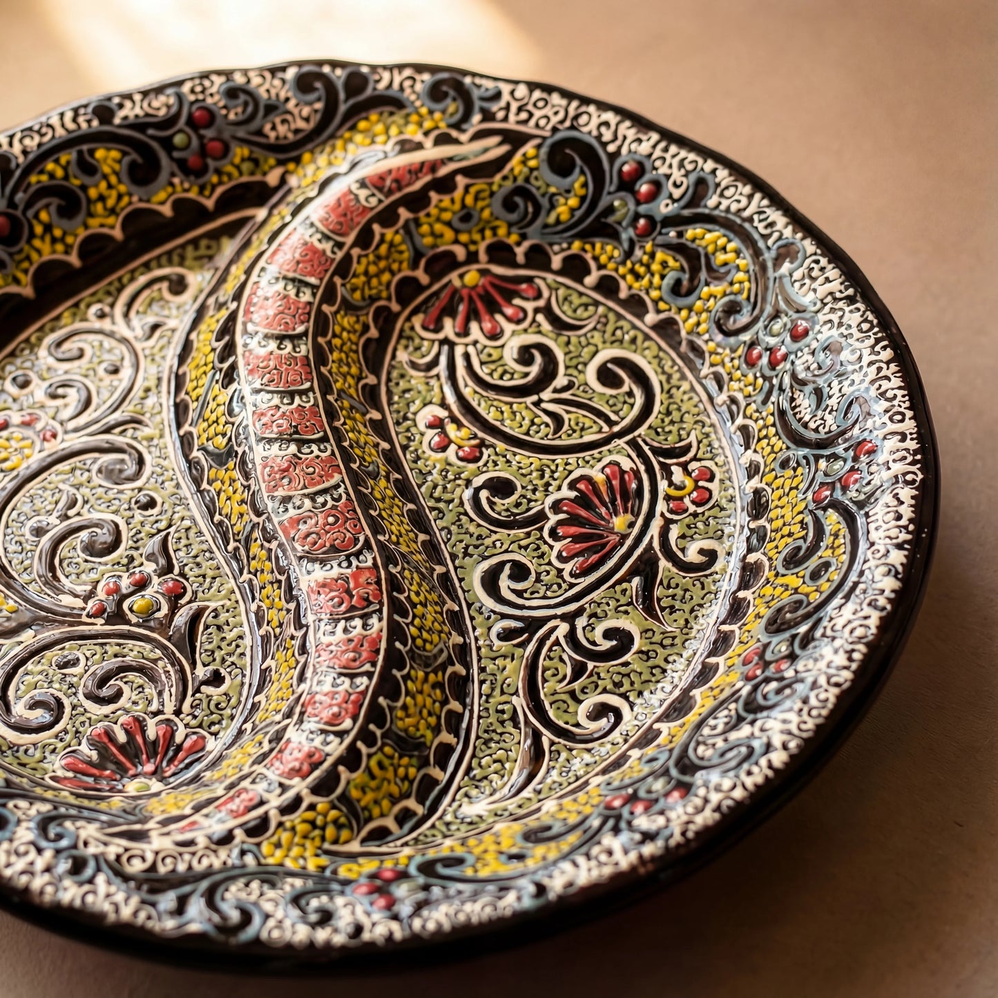 Paisley Vine Bowl